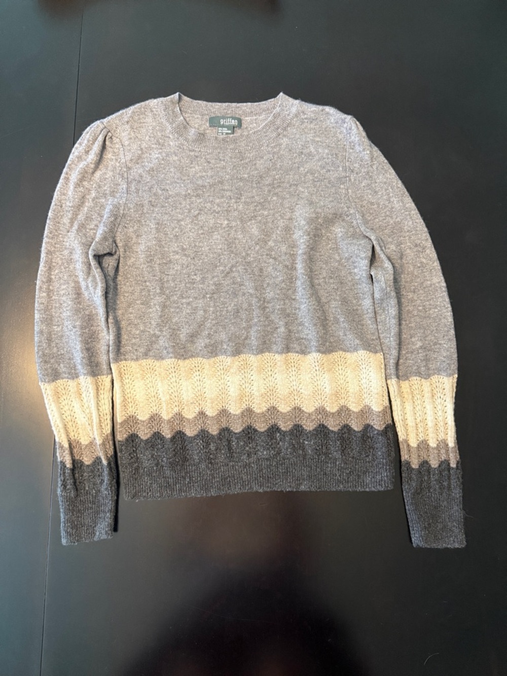 Griffen Cashmere Crewneck Sweater Cream and Dark Gray Wave 90% Wool 10% Cashmere